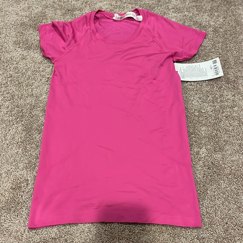 Lululemon Swiftly Tech Short Sleeve 2.0 Sonic Pink